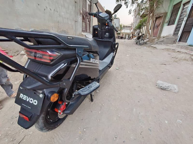 Revoo C35 5