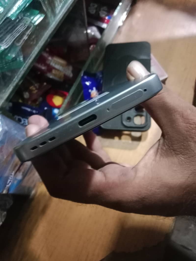 OPPO A6 Pro 1
