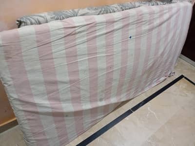 3 single mattresses