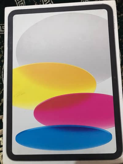 Apple iPad (A16) Wi-Fi 128GB - Silver (Mint Condition / Complete Box)