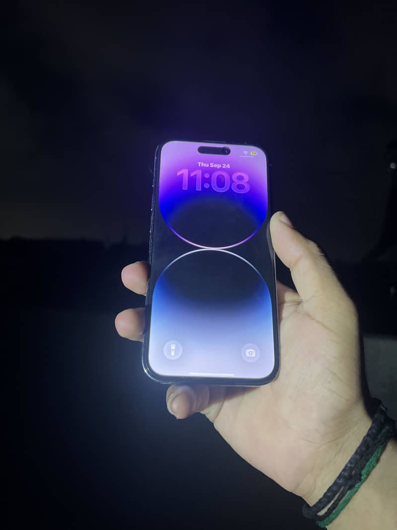Apple iPhone 14 Pro 2
