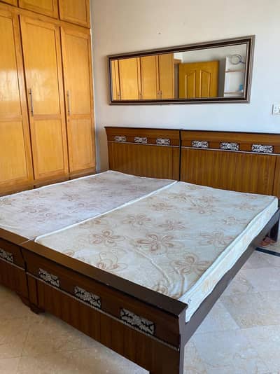 single bed with mattress