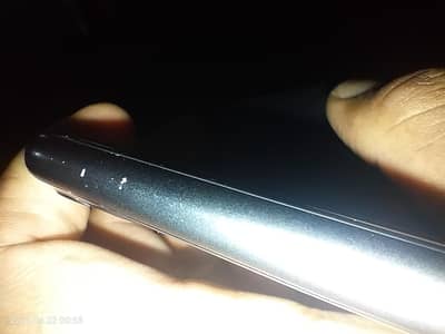 i. phon 11 75% btry 128 gb lash cndition urgent sale mobile ok hai