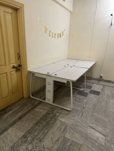 High quality office workstations table of 4 white