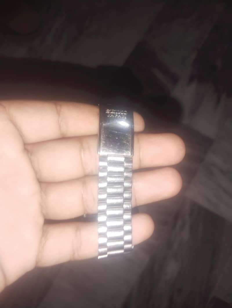 watch 1