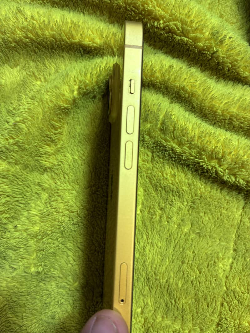 Apple iPhone 14 2