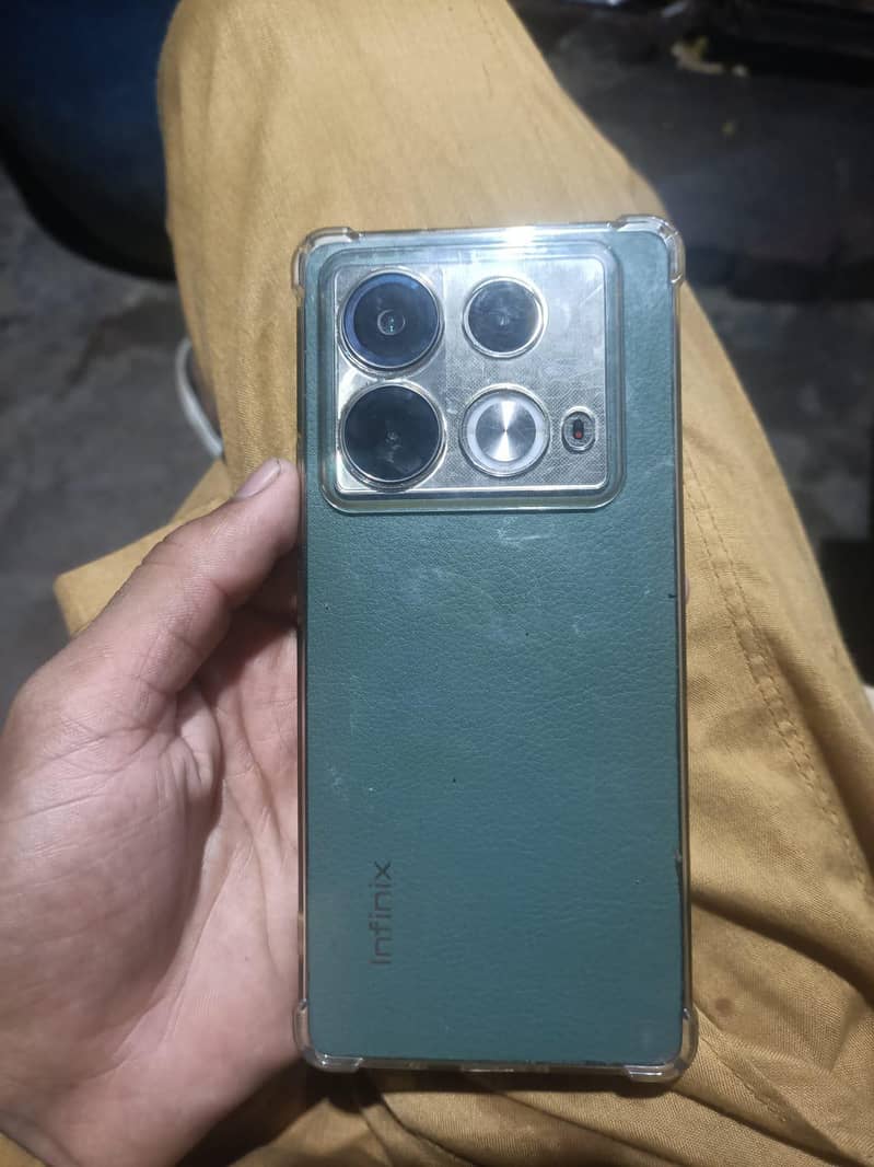 Infinix Note 40 0