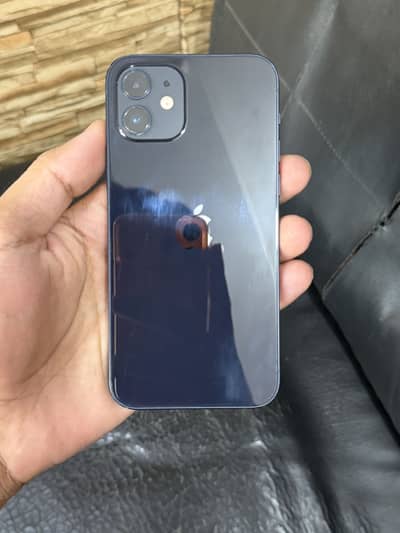 Apple iPhone 12
