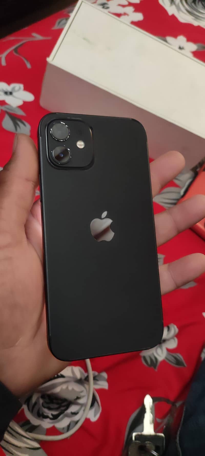 Apple iPhone 12 8