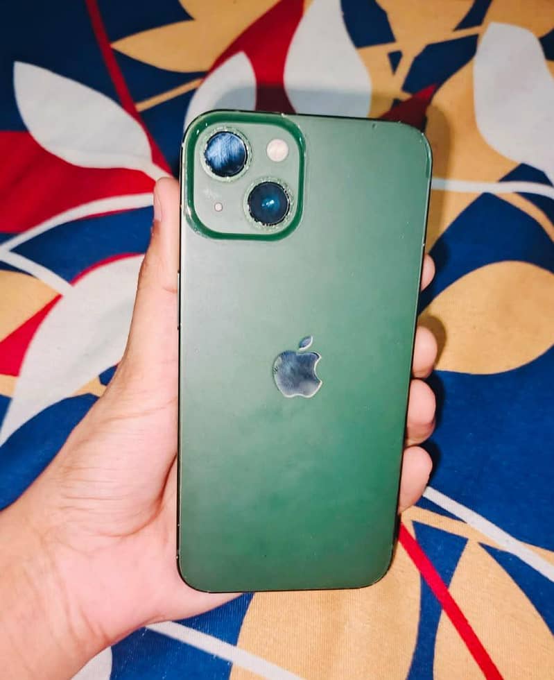 Apple iPhone 13 3