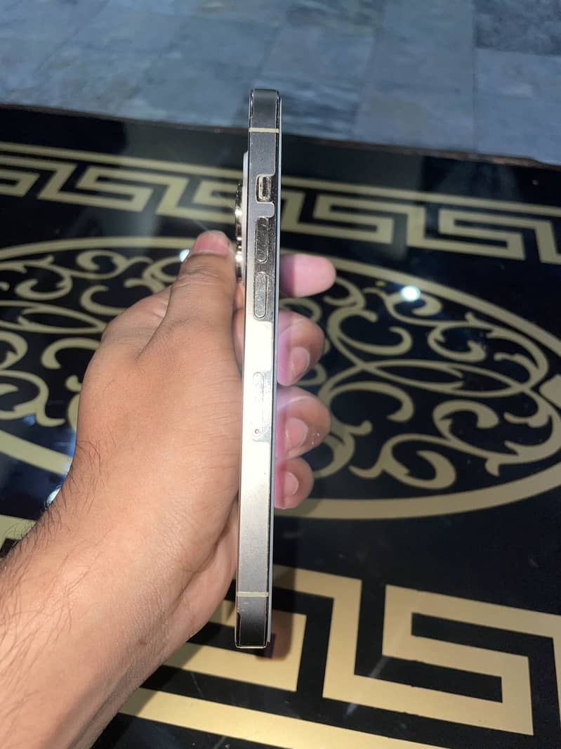 iPhone 14 pro 7