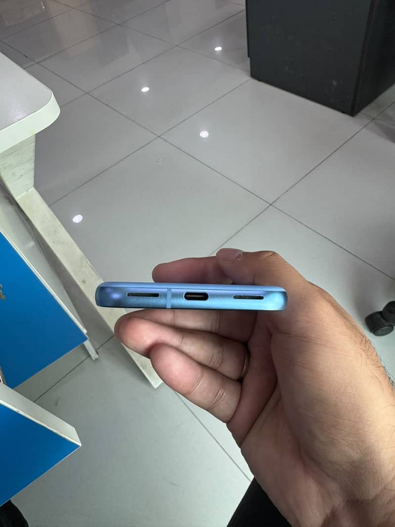 Google Pixel 8a 2