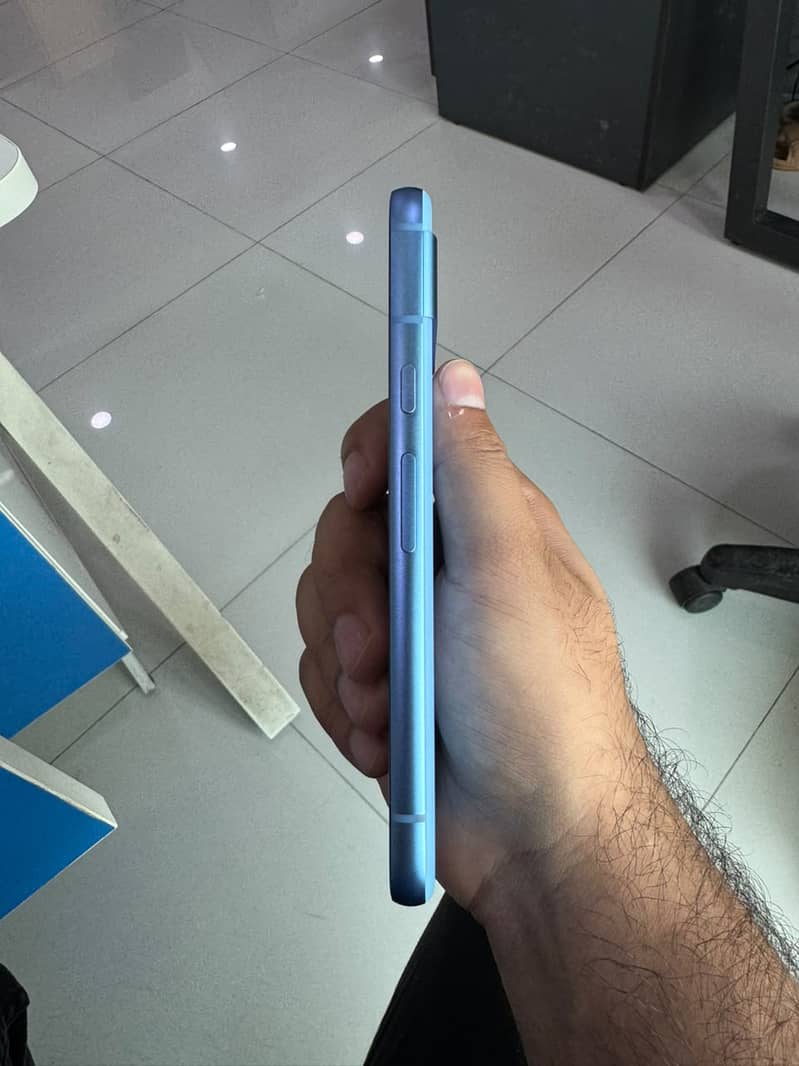 Google Pixel 8a 4