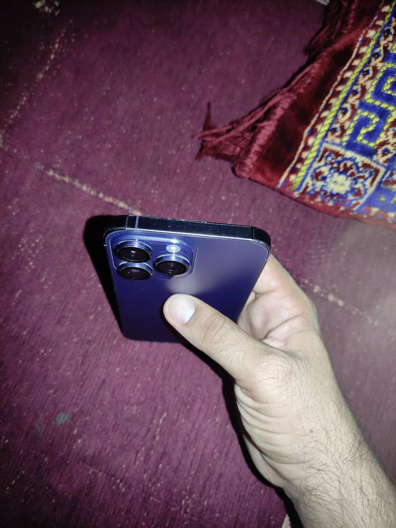 iPhone 14 pro max 5