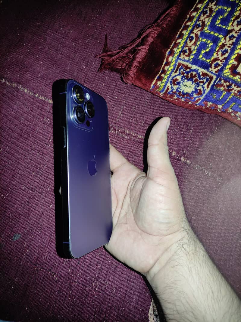 iPhone 14 pro max 6