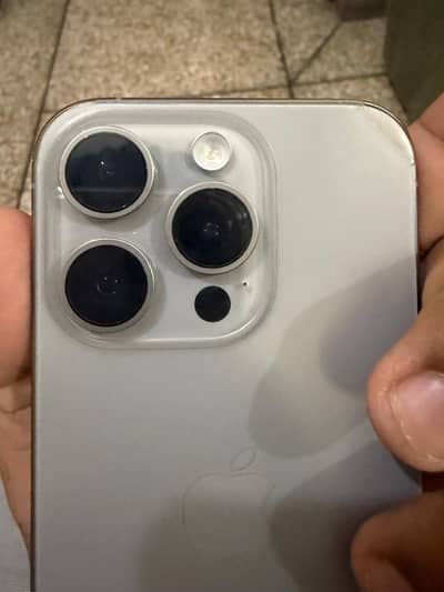 Apple iPhone 15 Pro