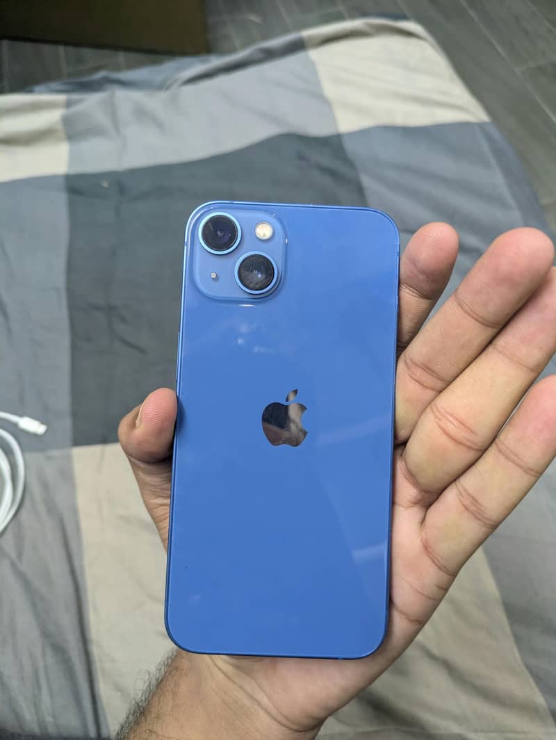 Apple iPhone 13 3