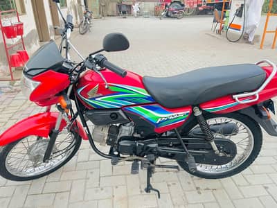 Honda pridor