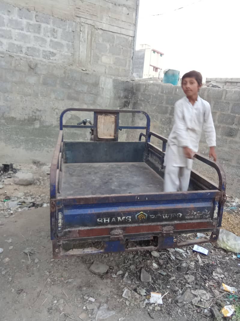 loader rickshaw 3