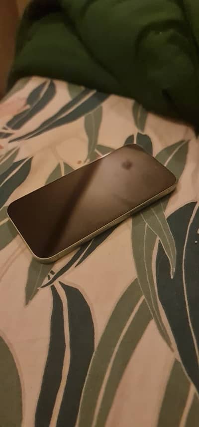 Apple iPhone 15