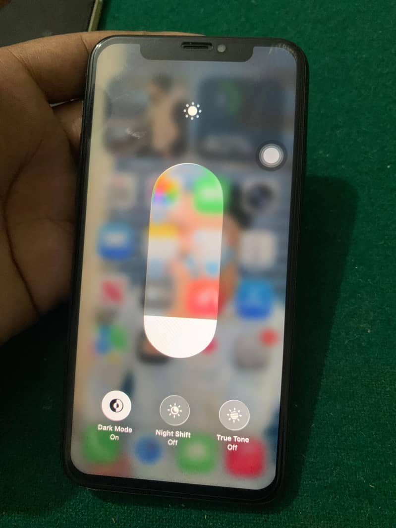 Apple iPhone 11 Pro 2