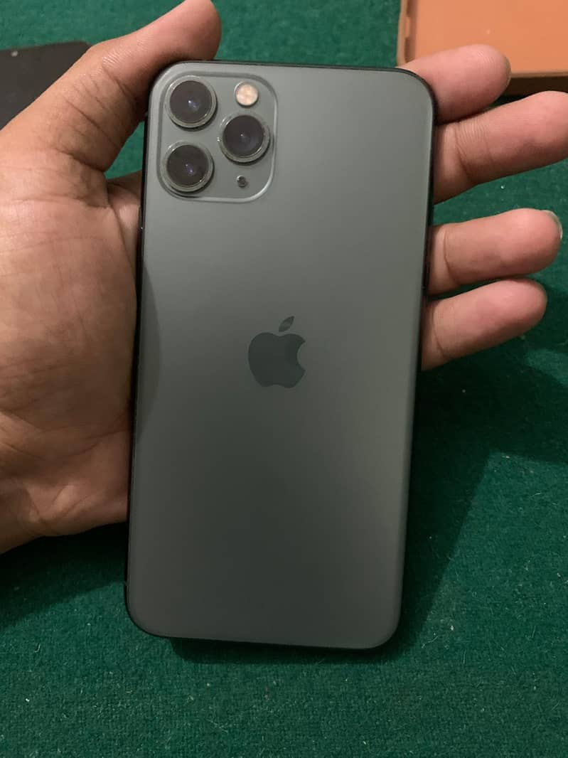 Apple iPhone 11 Pro 3