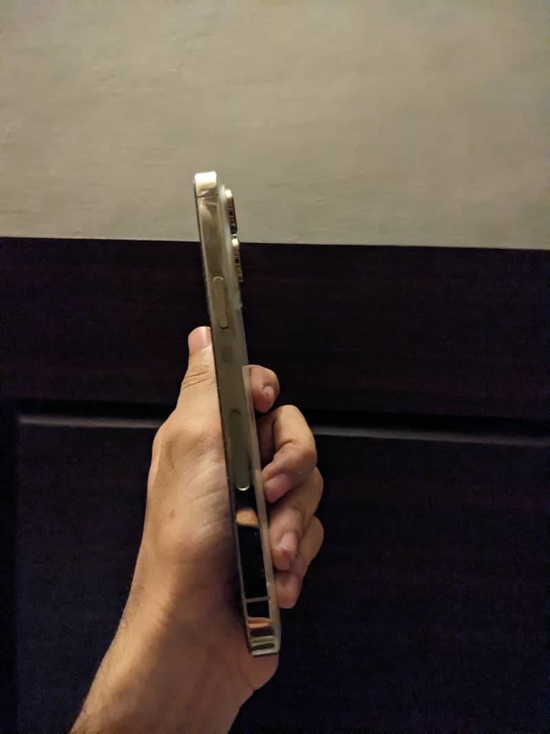 iPhone 14 pro max 0
