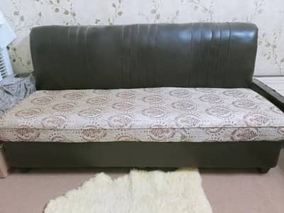 5-Seater Sofa Set – Excellent Condition