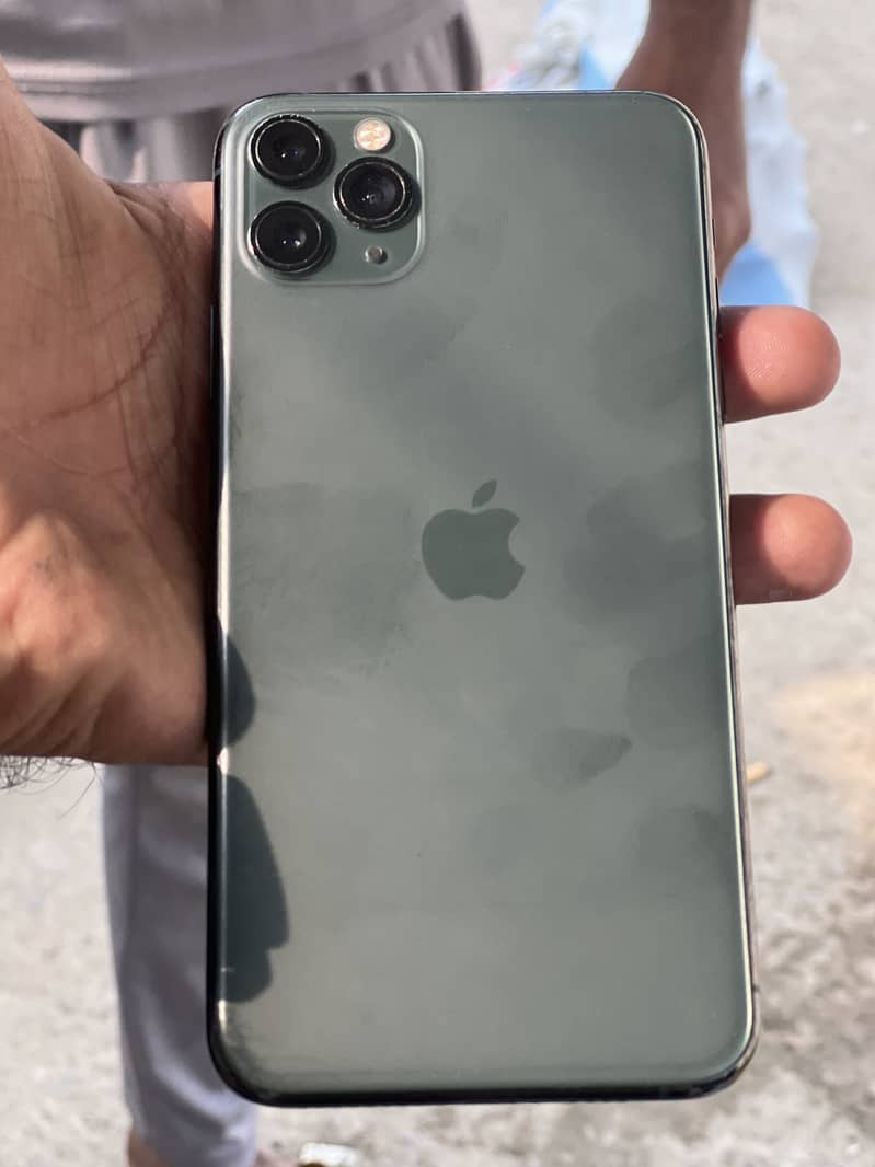 Apple iPhone 11 Pro Max 2