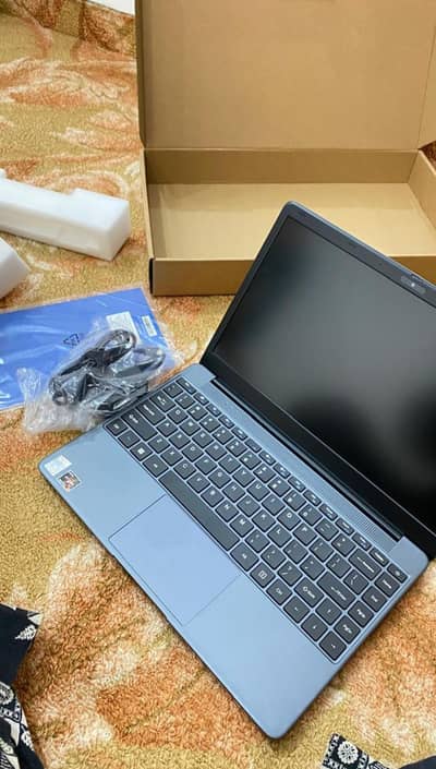 PM Laptop Ryzen 5 2025 | Full HD | Excellent Condition
