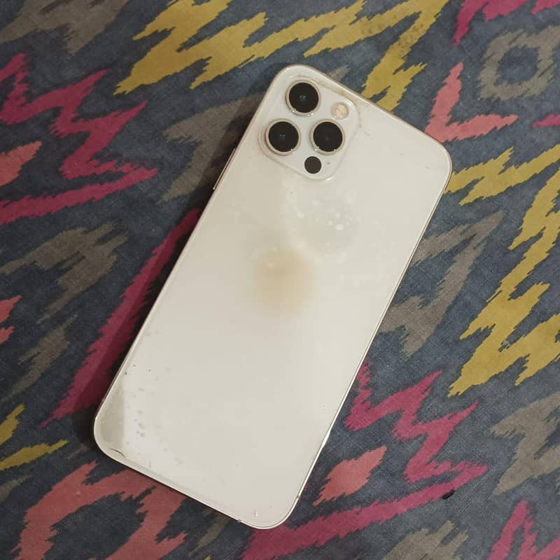 Apple iPhone 12 Pro 1