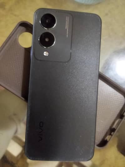 Vivo Y17s