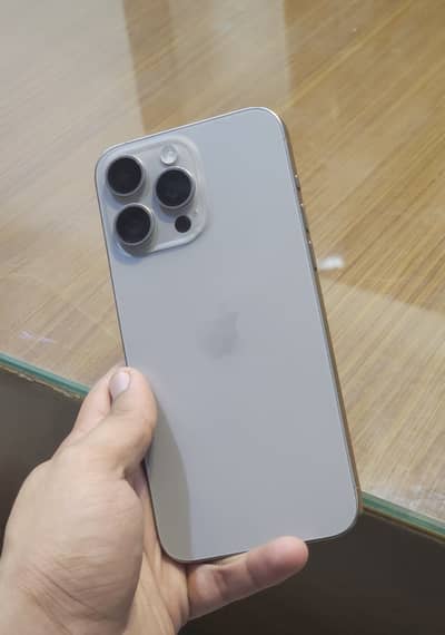 Apple iPhone 15 Pro Max