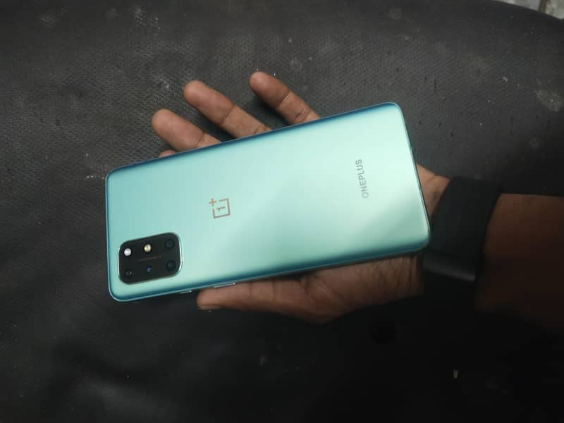 One Plus 8T 4