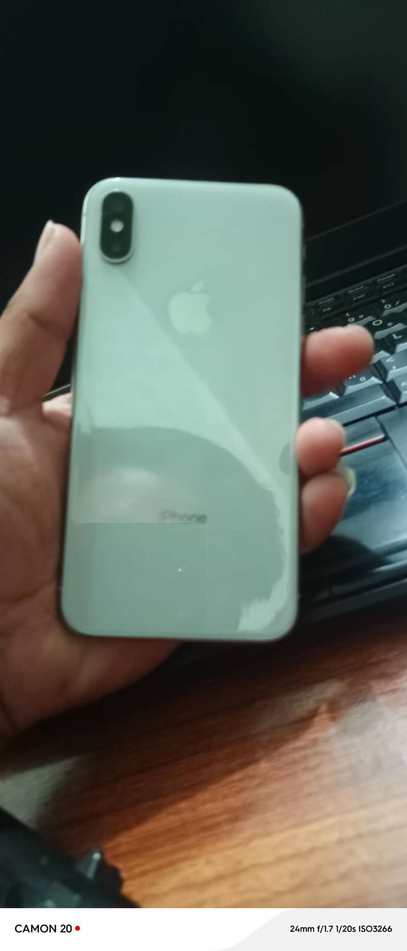 Apple iPhone X 4