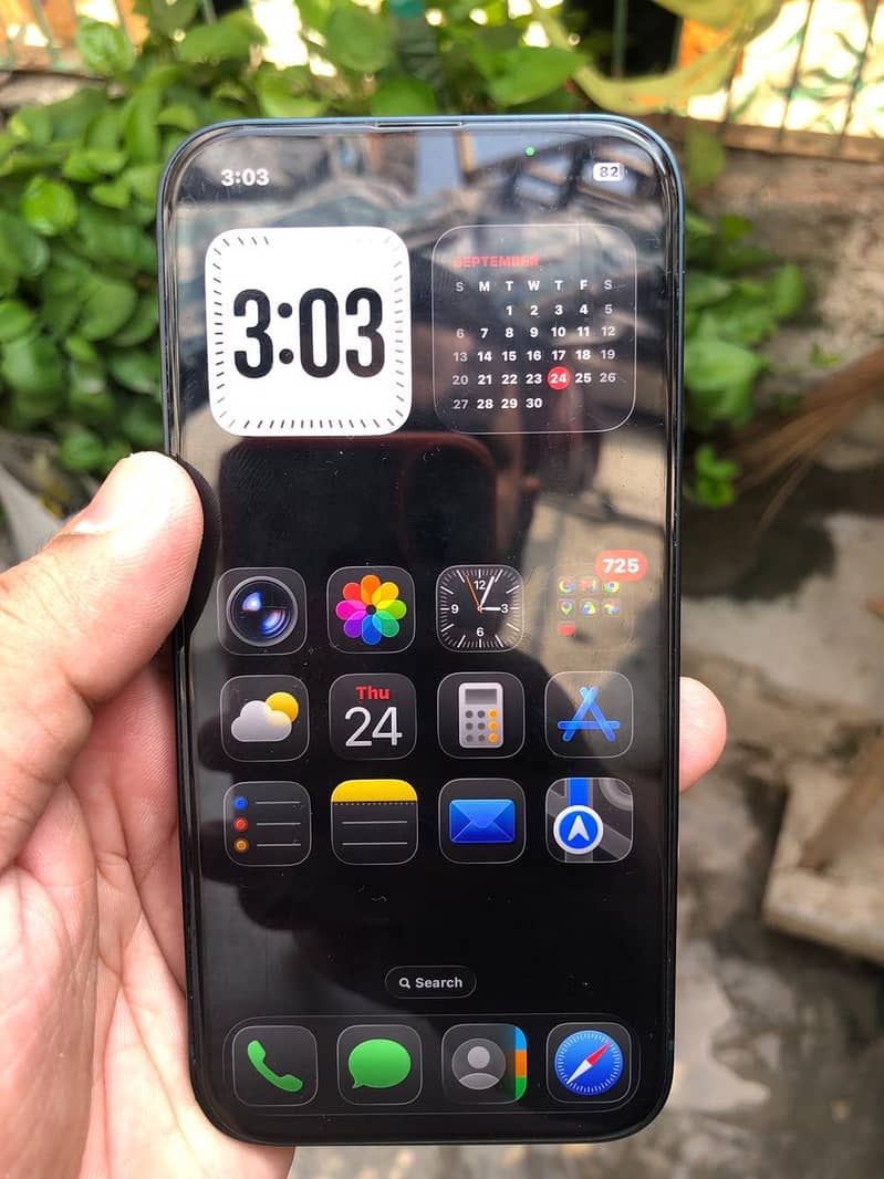 Apple iPhone 13 1