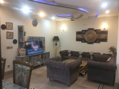Beautiful 10 Marla House In Johar Block For Rent