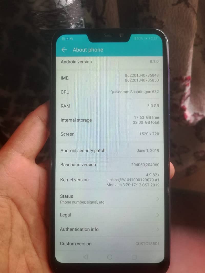 Honor 8C 1