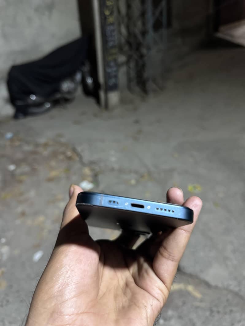 Apple iPhone 12 1