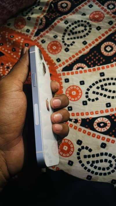Apple iPhone 14