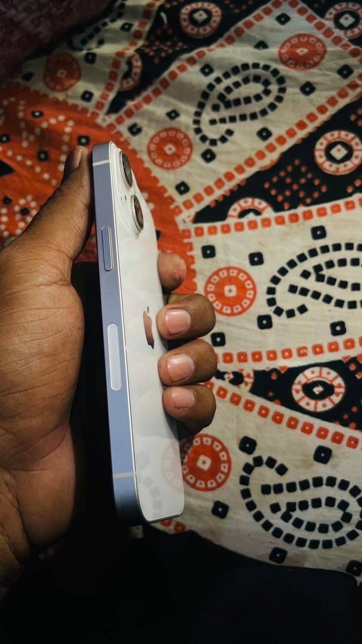 Apple iPhone 14 0