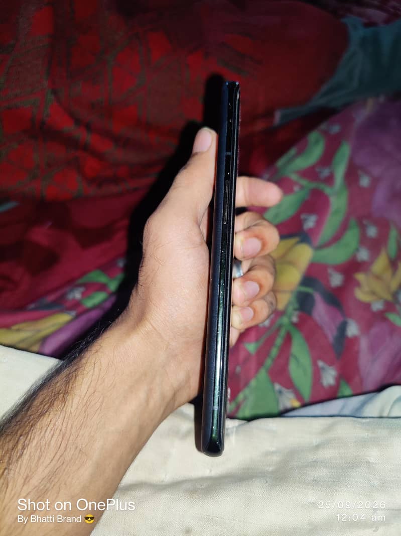 One Plus 9 Pro 4