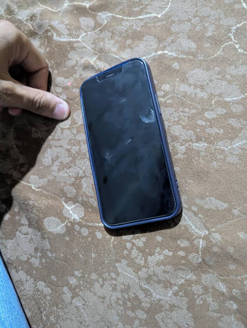 Apple iPhone 12 mini 3
