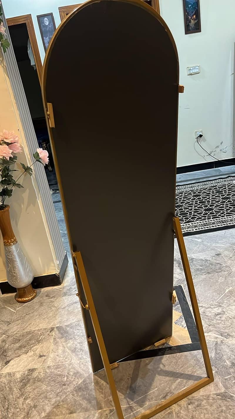 Mirror 2