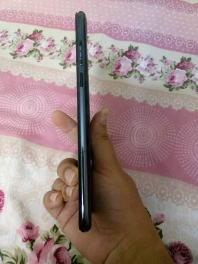 Huawei Y7 Prime 3/32 official pta approved