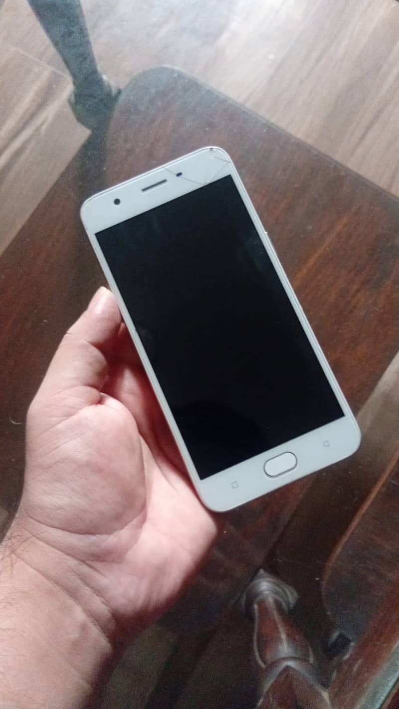 OPPO A57 1