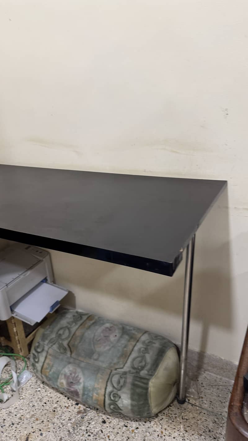 L shape computer corner table with wire hole 4