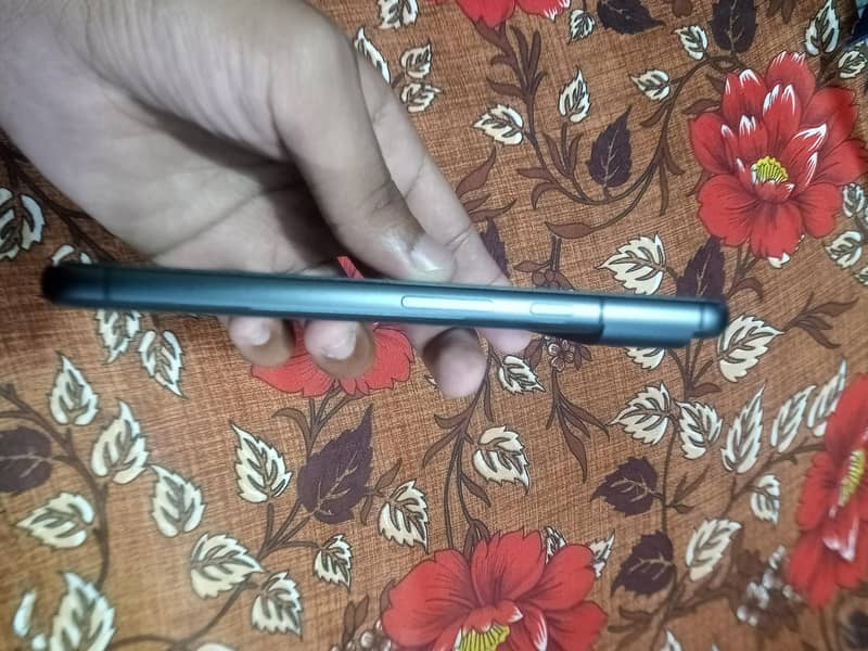 Google Pixel 8 2