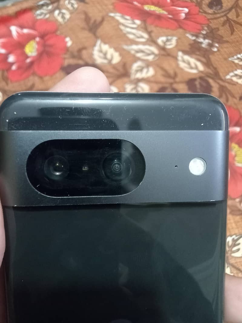 Google Pixel 8 3