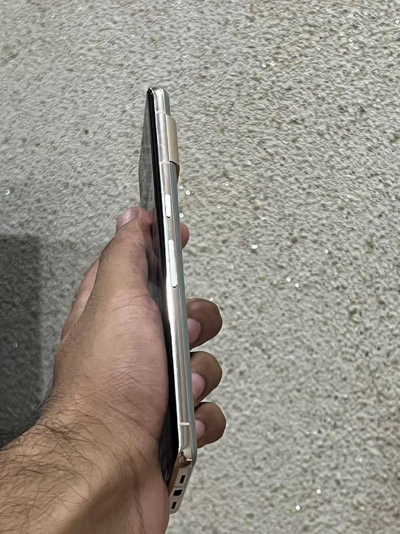 Google Pixel 7 Pro 6